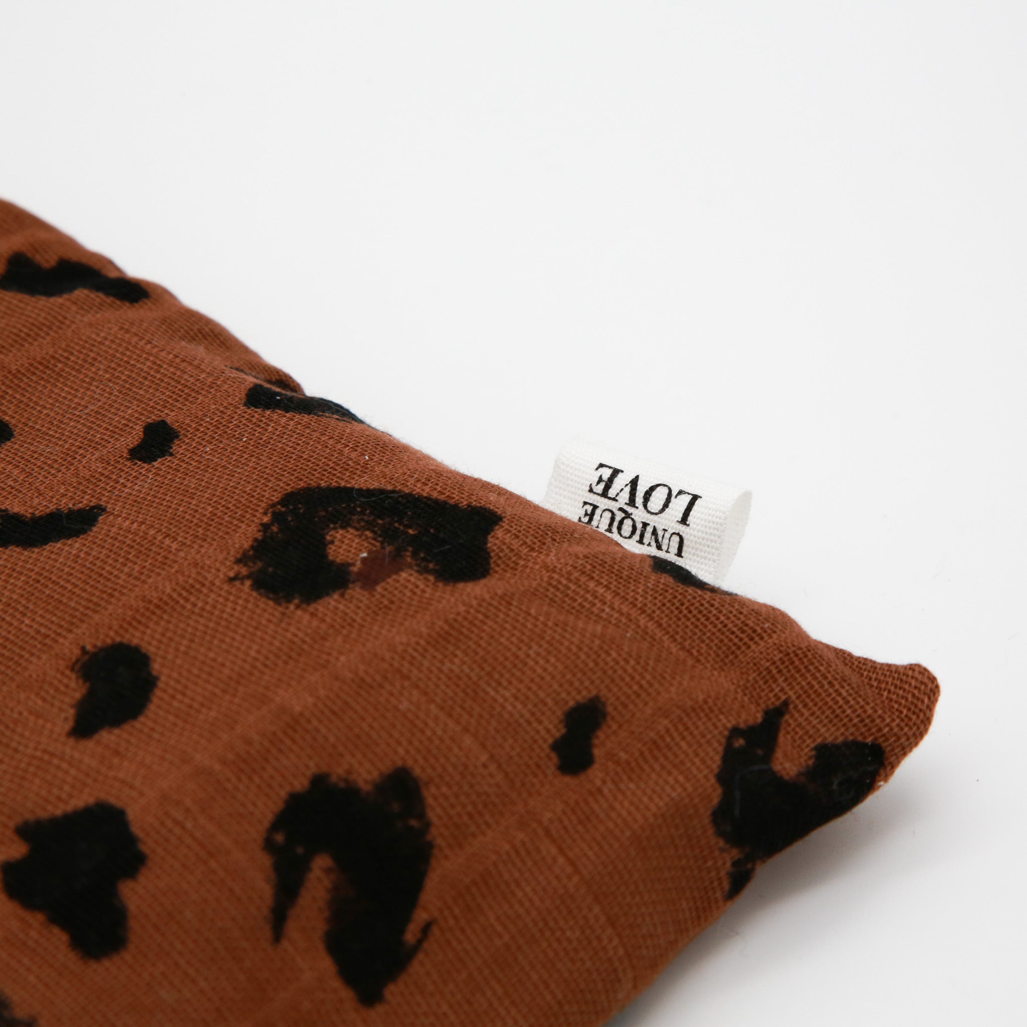 KIRSCHKERNKISSEN - LEO PRINT