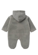 Baby Boucléfleece Overall in Grau-Grün, weiches Baumwollfutter, mit Kapuze und integrierten Füßen, warm und kuschelig für kühle Tage.