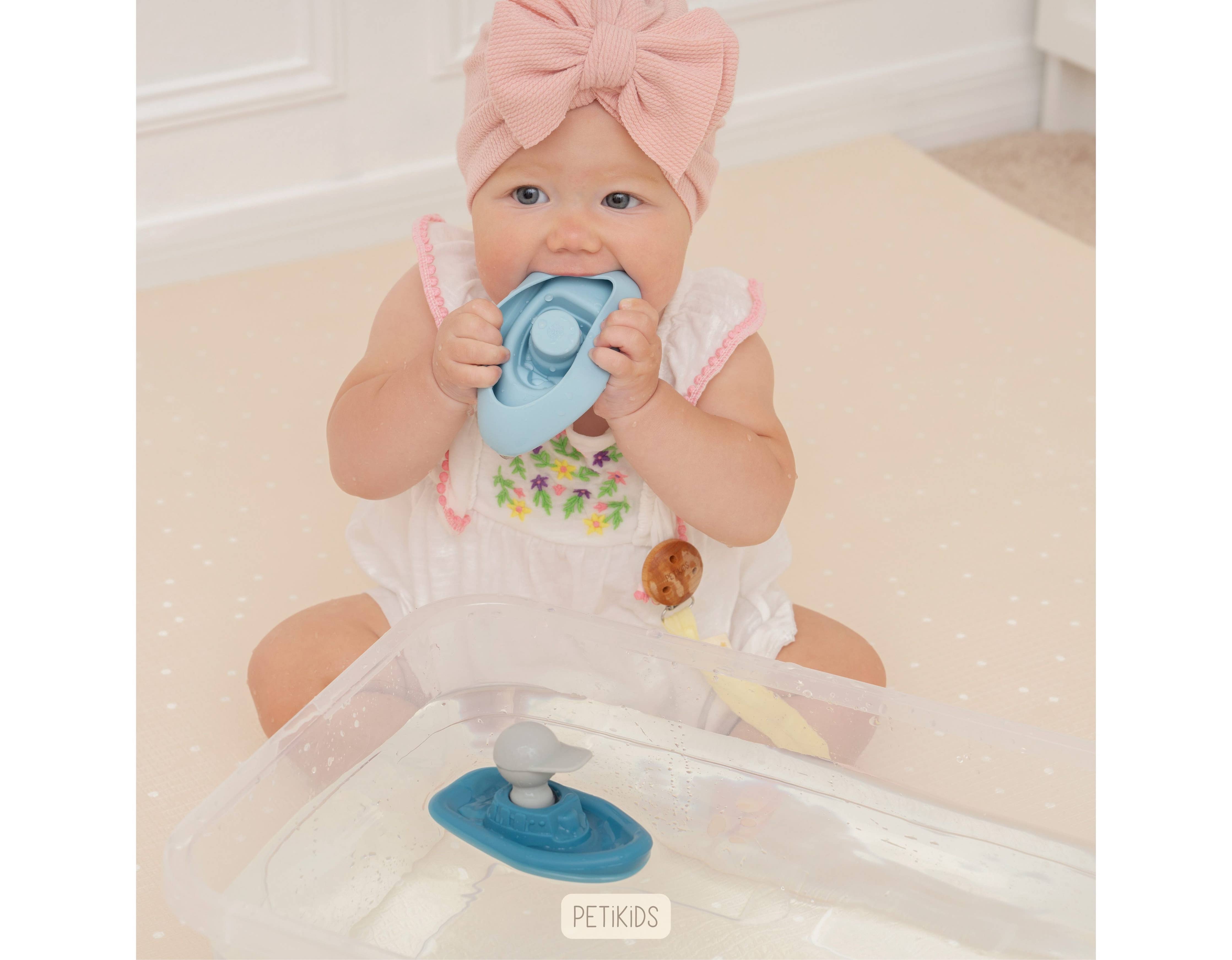 Montessori Babyspielzeugset 3-36 Monate aus Holz und Silikon, fördert Koordination, Motorik, Hand-Auge-Koordination und kreatives Spielen.