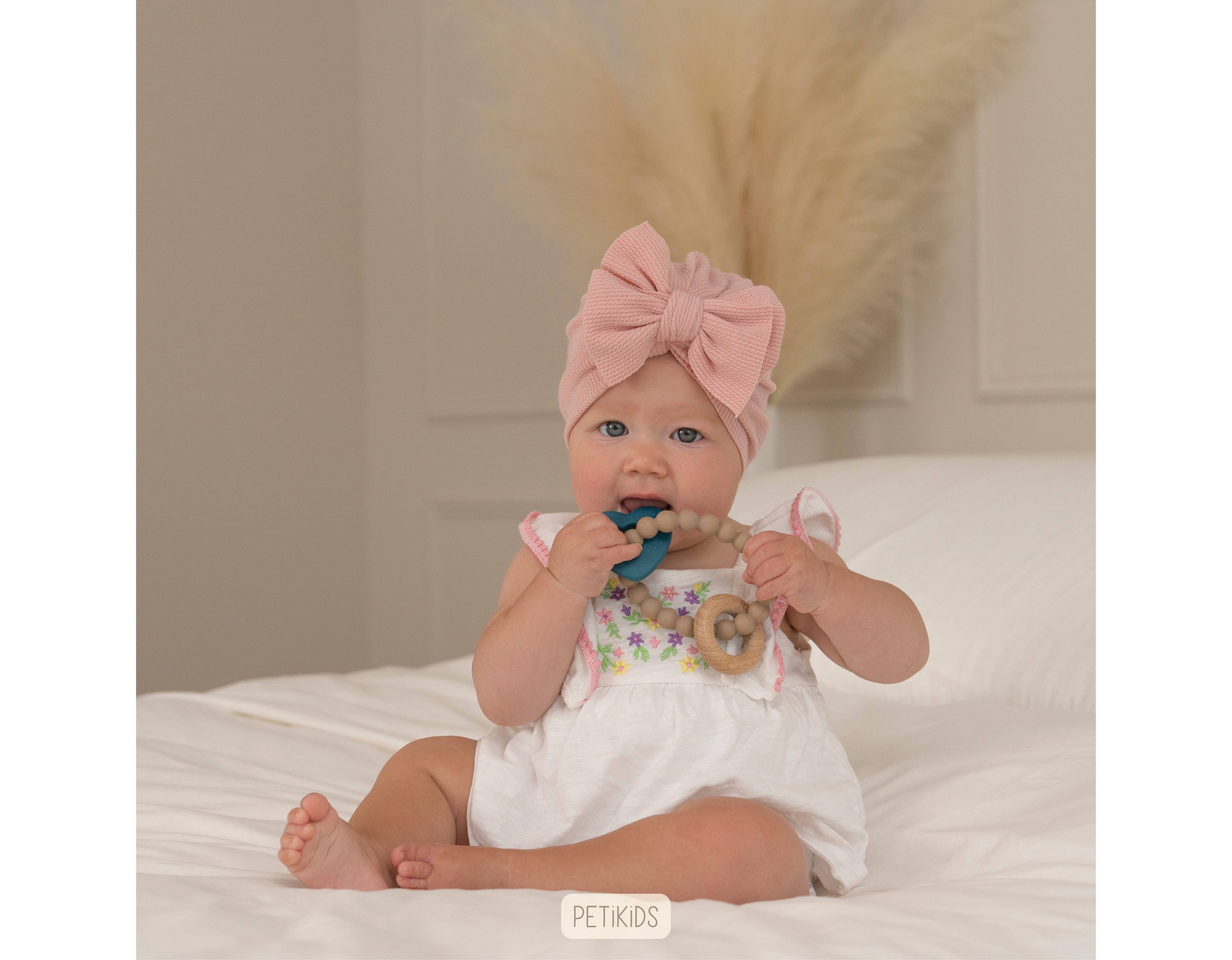 Montessori Entdeckungsset für Babys aus Holz und Silikon, ideales Geschenk für Taufe, Babyparty oder Geburtstag, unterstützt Entwicklung und Motorik.