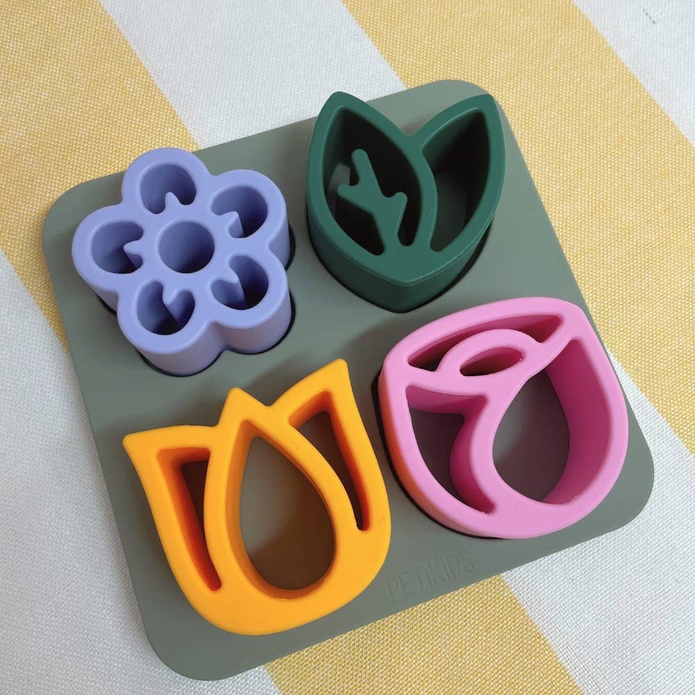 PETIKIDS Silikon-Lernspielzeug Blumenpuzzle für Kinder, unterstützt Feinmotorik, Formen- und Farberkennung sowie Koordination, BPA-frei und sicher für Kleinkinder.