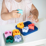 Silikon Blumenpuzzle für Kleinkinder, PETIKIDS Lernspielzeug mit Tulpe, Rose, Blatt und Blume auf Basis, fördert Hand-Auge-Koordination und Kreativität.