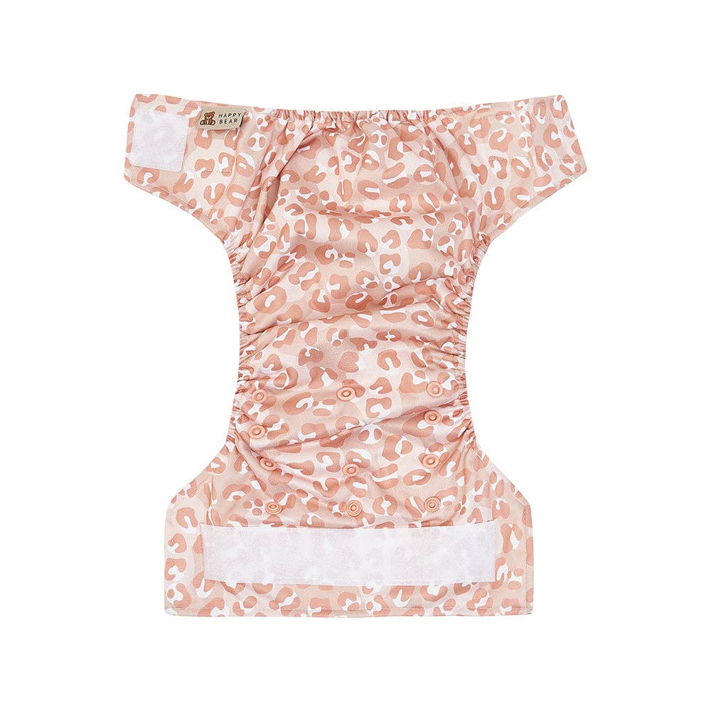 Nachhaltige HappyBear Windel mit weichem Innenfutter und saugstarker Bambuseinlage – größenverstellbar, bequem und umweltfreundlich.