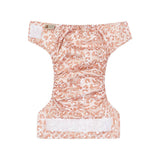 Nachhaltige HappyBear Windel mit weichem Innenfutter und saugstarker Bambuseinlage – größenverstellbar, bequem und umweltfreundlich.