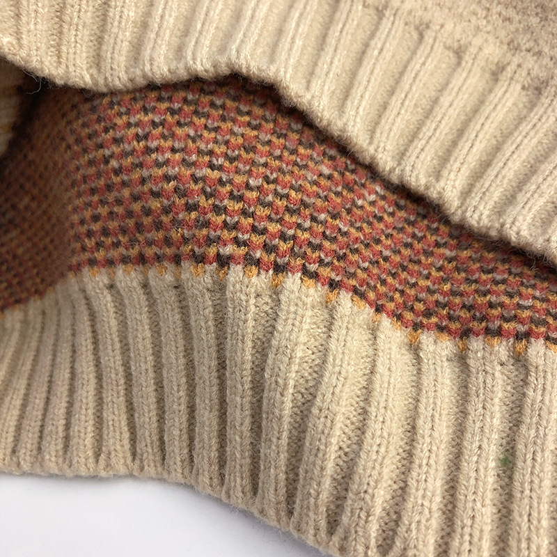 Warmer Kinder-Strickpullover Annie & Charles AZTEK mit geometrischem Muster – ideal für Herbst und Winter.